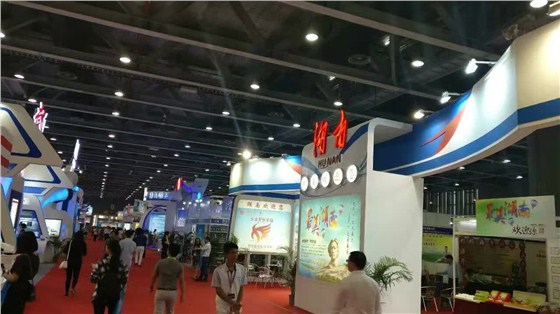 中博會(huì)現(xiàn)場(chǎng) 中博會(huì)現(xiàn)場(chǎng)