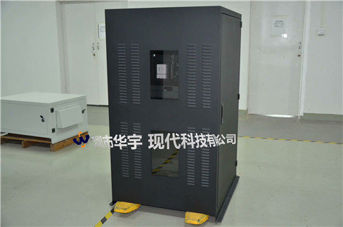 我司21號(hào)發(fā)貨浙江，為浙江某公司提供定制款恒溫恒濕戶外投影儀安裝柜(圖2)